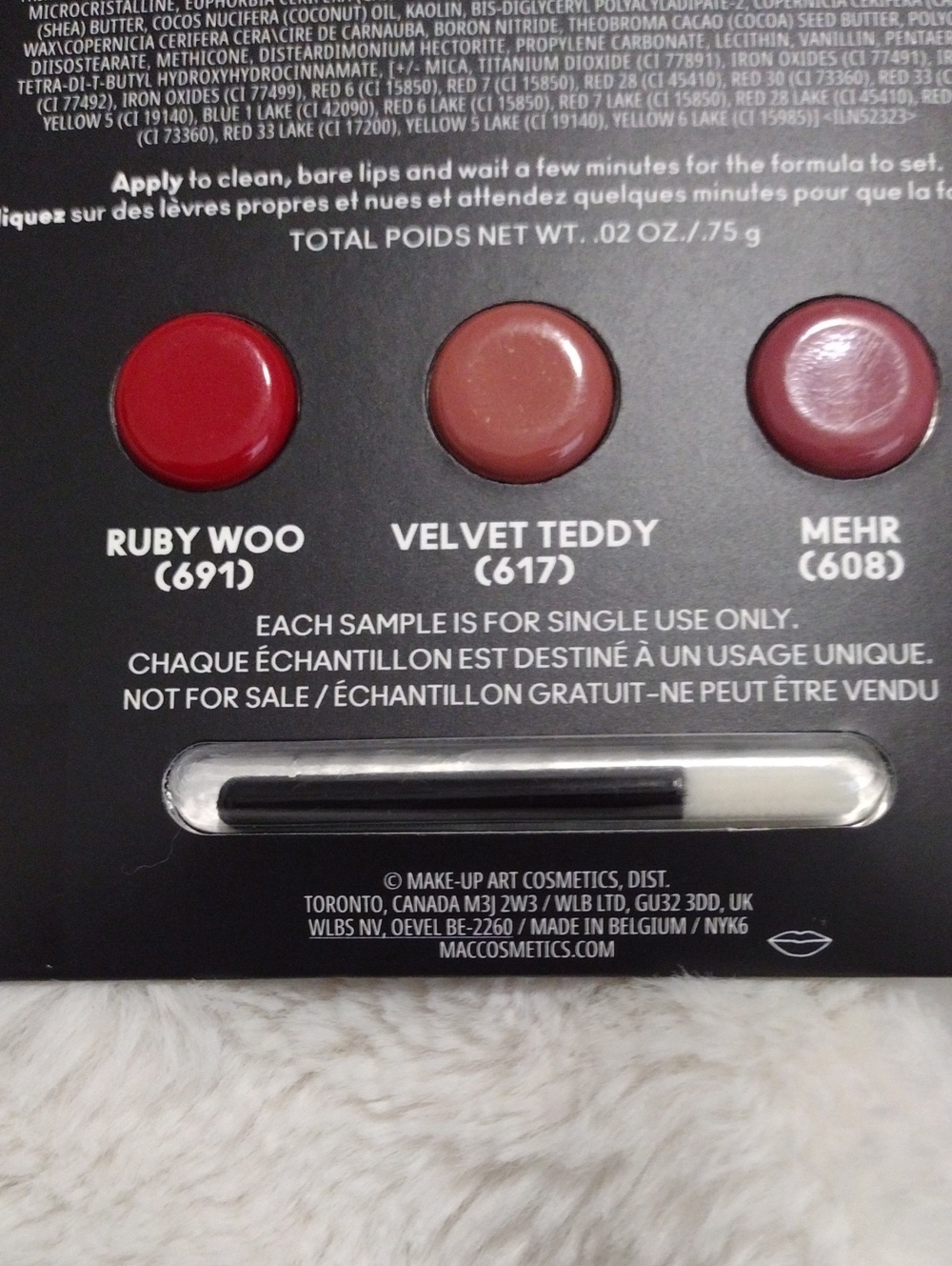 MAC New Matte Lipstick Colors (3) Sample Card - Picture 2 of 2
